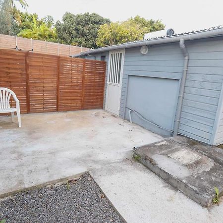 L'Avocat 1 Avec Piscine Chauffee Et Jacuzzi A Partager Villa Le Tampon Exterior photo